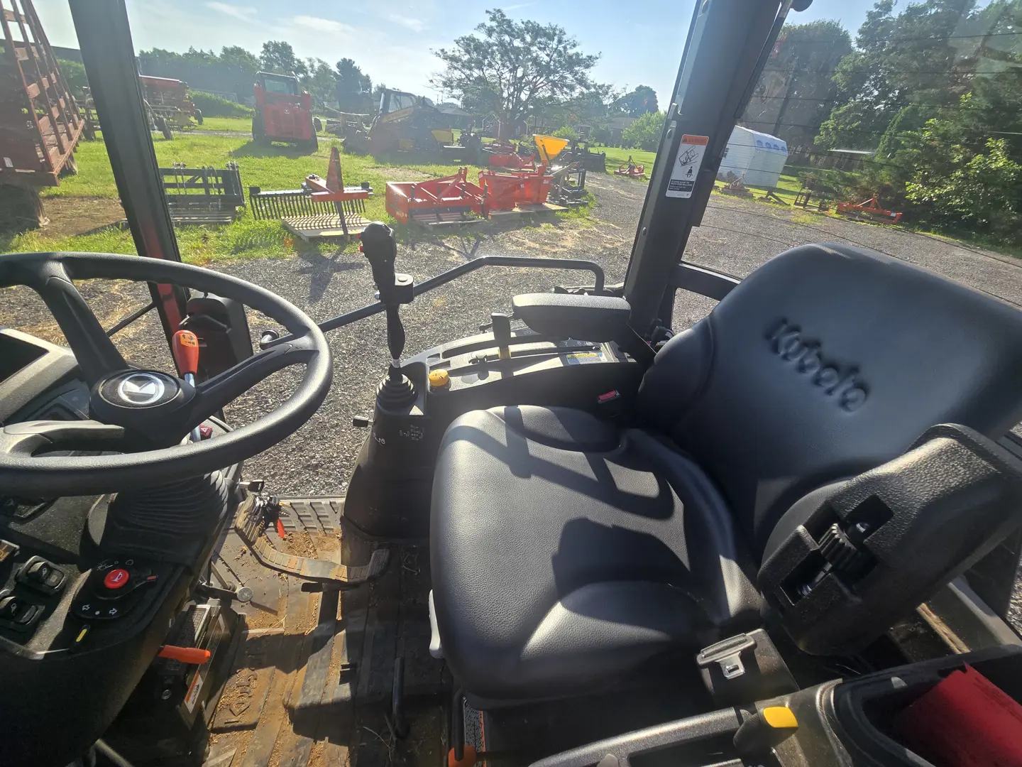 Kubota LX3520HSDC
