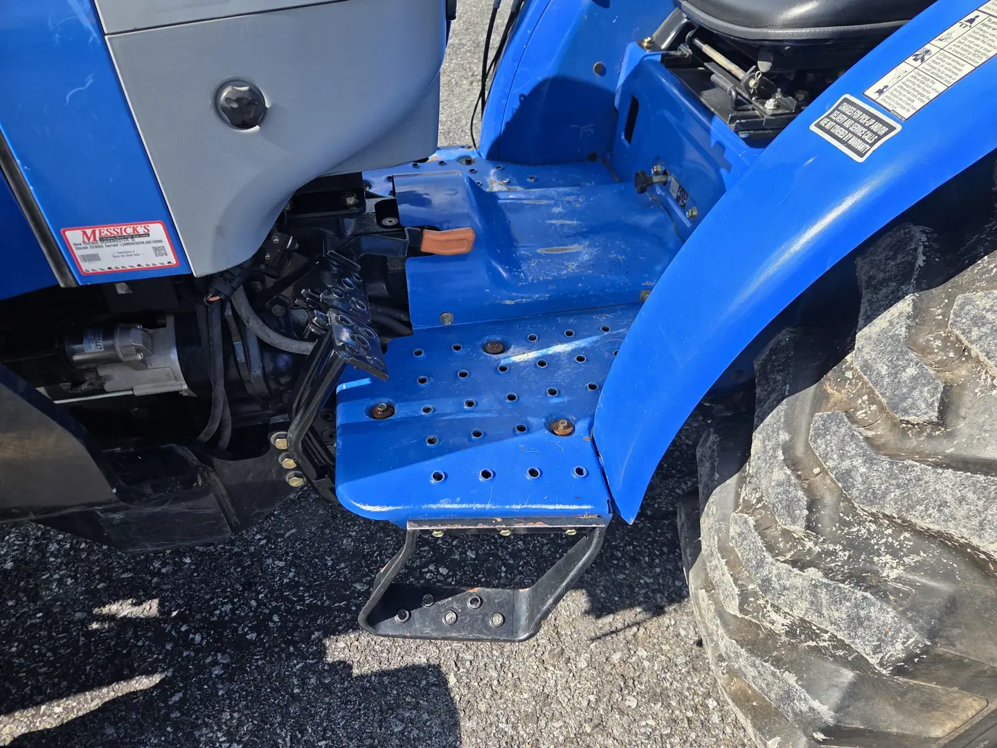 New Holland WORKMASTER 35