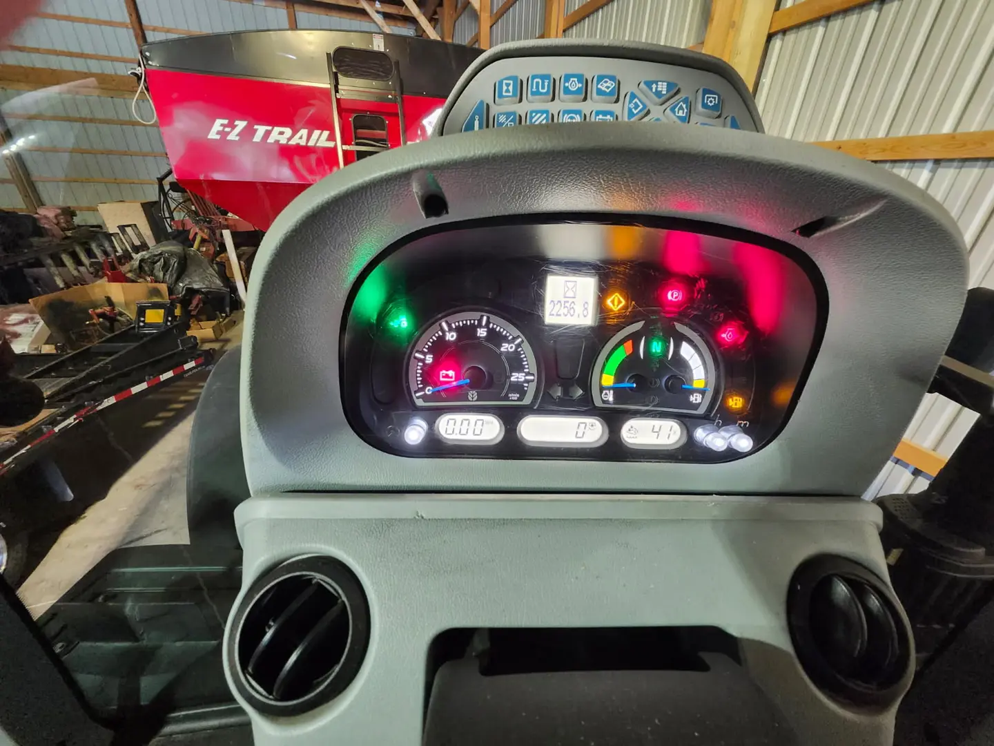 New Holland T7.210