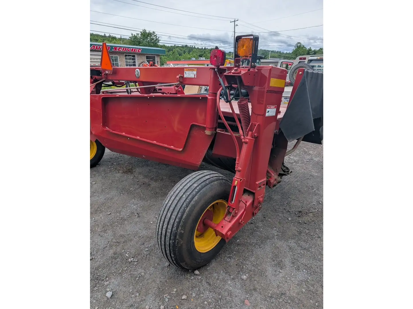 New Holland H7230