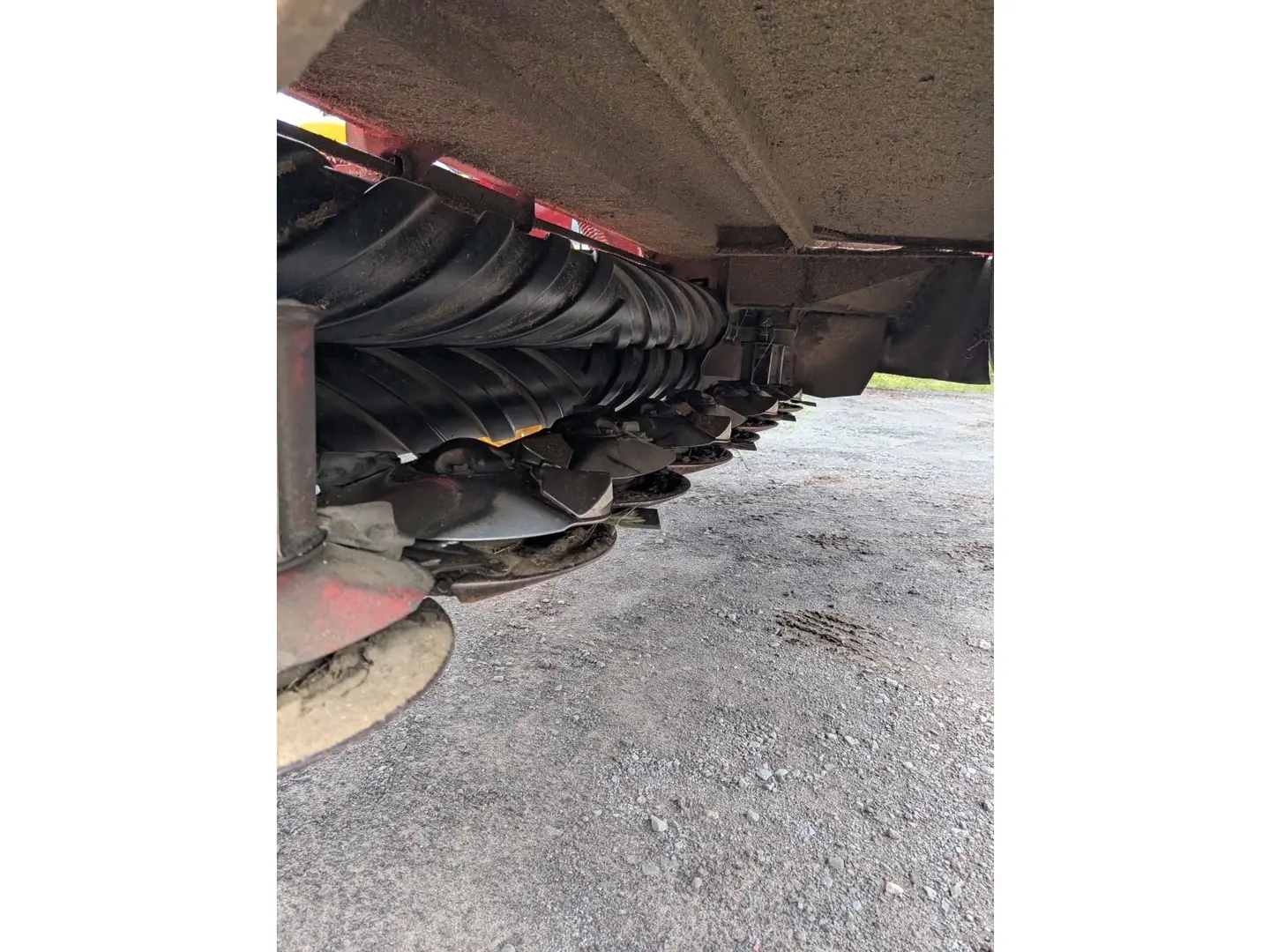 New Holland H7230