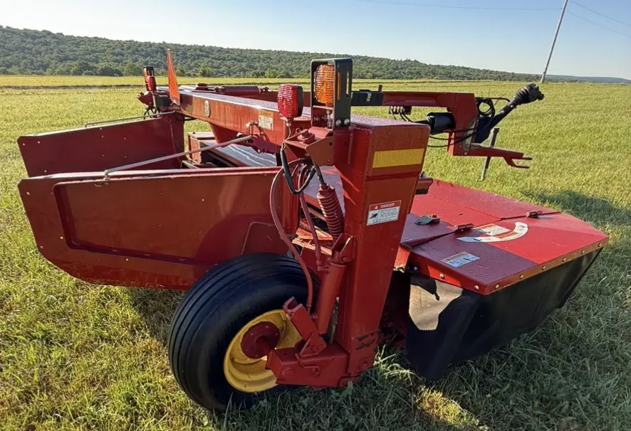 New Holland H7230
