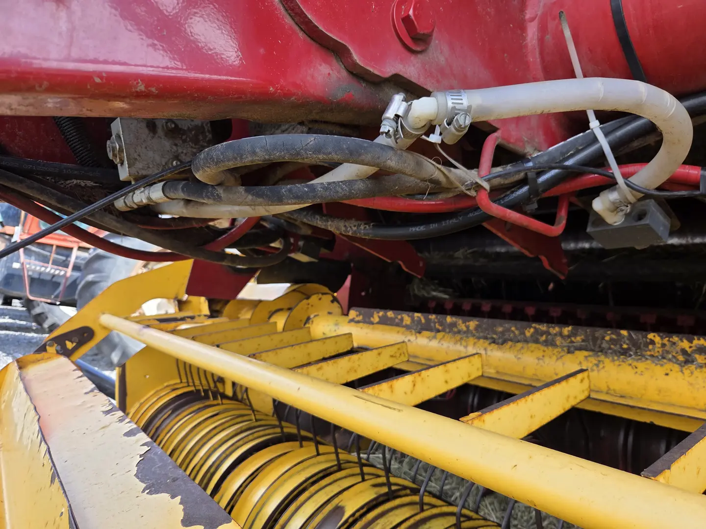 New Holland ROLL-BELT 450RC