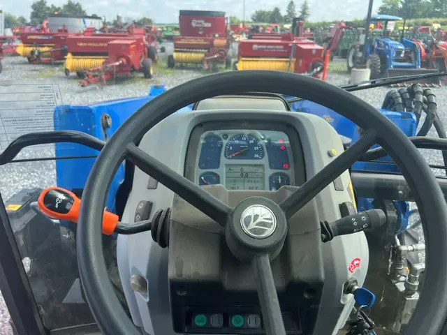 New Holland WORKMASTER 75