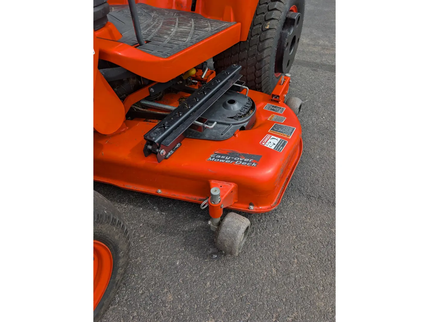 Kubota BX2380RV60D