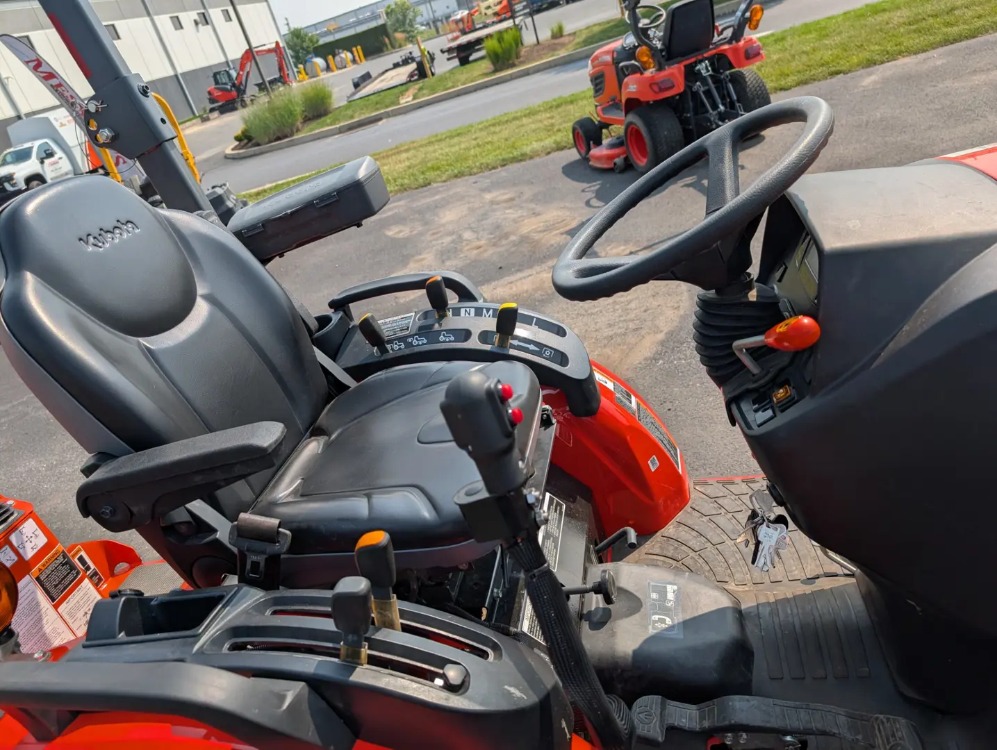 Kubota LX2620HSD