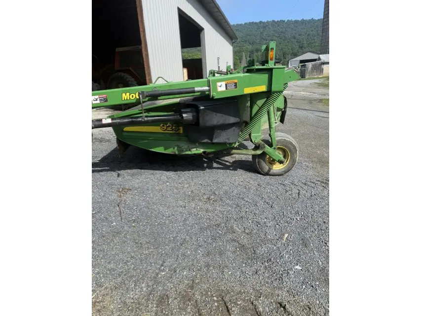 John Deere 926