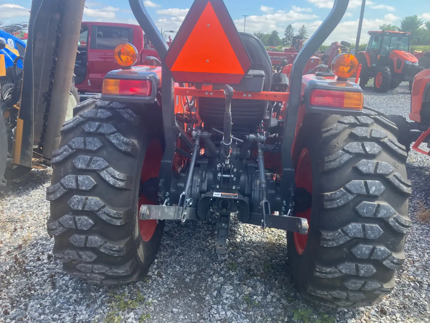 Kubota L4802HST