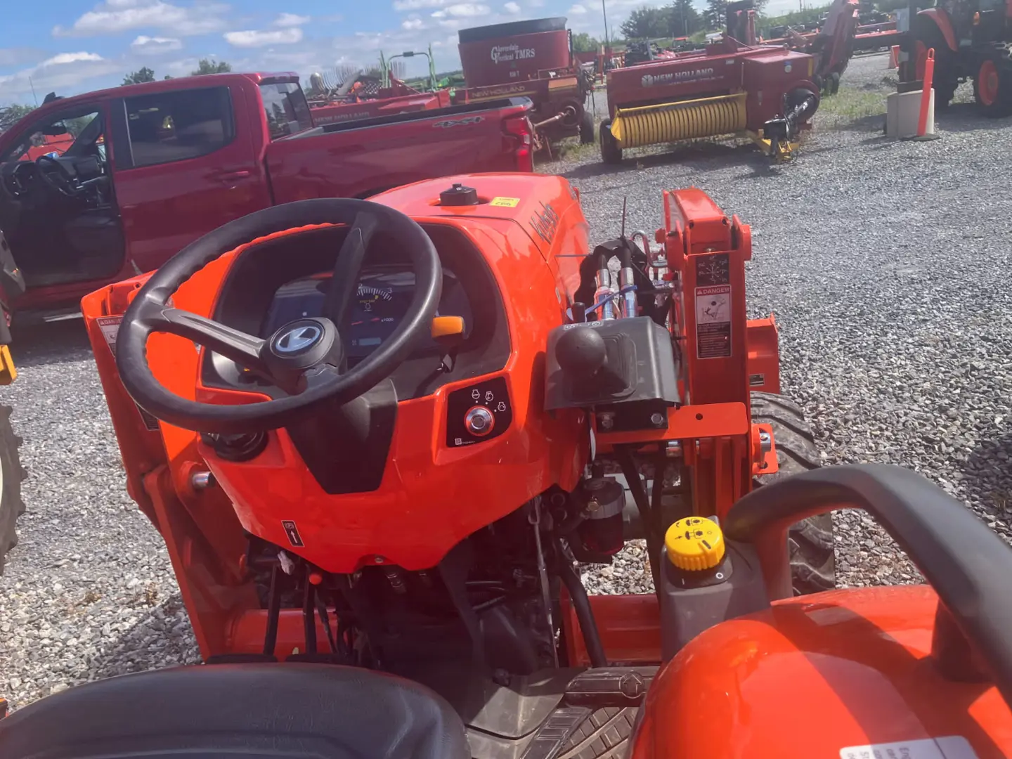 Kubota L4802HST