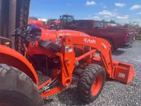 Kubota L4802HST