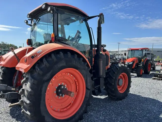 Kubota m7-151