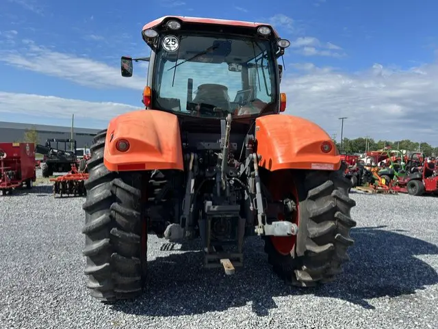 Kubota m7-151