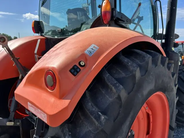 Kubota m7-151