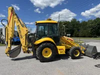 New Holland LB110.B