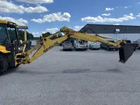 New Holland LB110.B