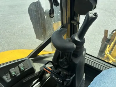 Part Number: New Holland LB110.B