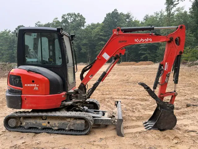 Kubota KX033-4R3A
