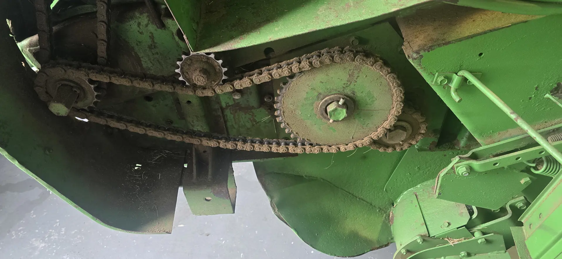 John Deere 435