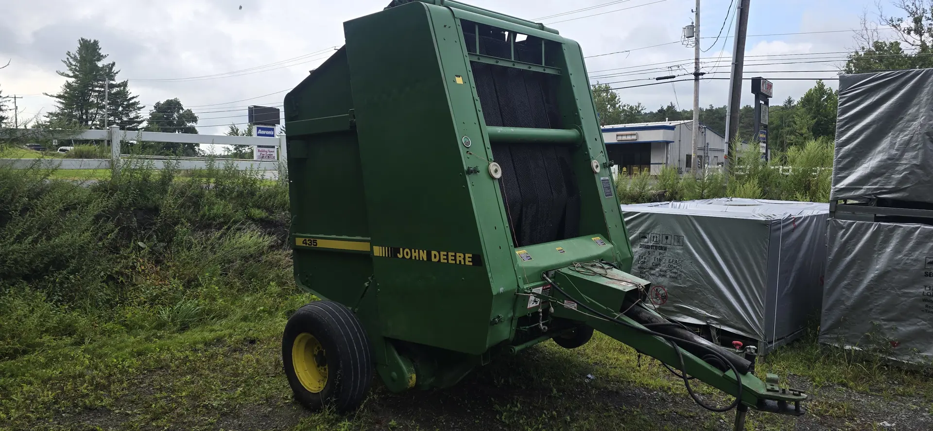 John Deere 435