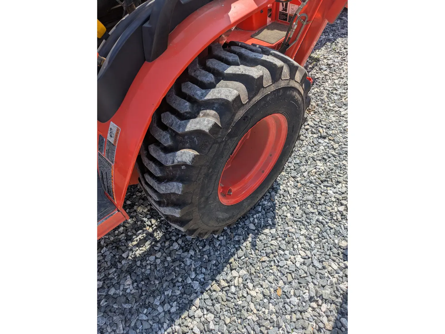 Kubota B2301HSD