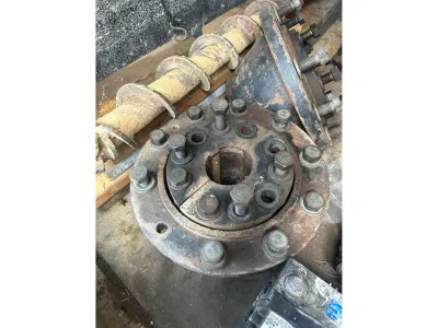 Part Number: New Holland Hubs