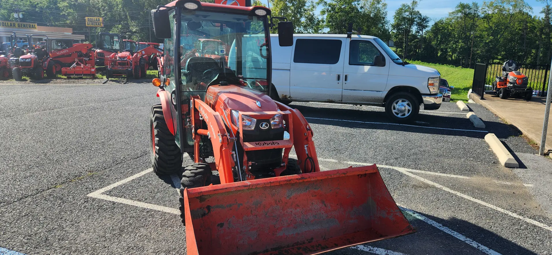 Kubota LX2610HSDC