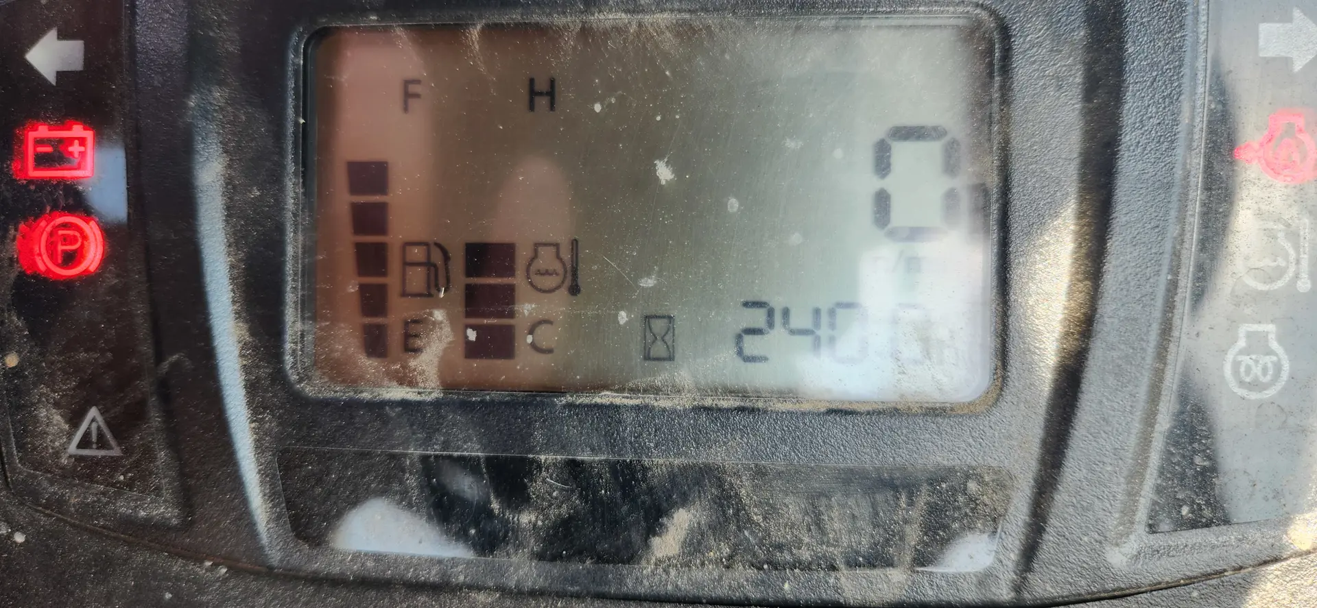 Kubota LX2610HSDC