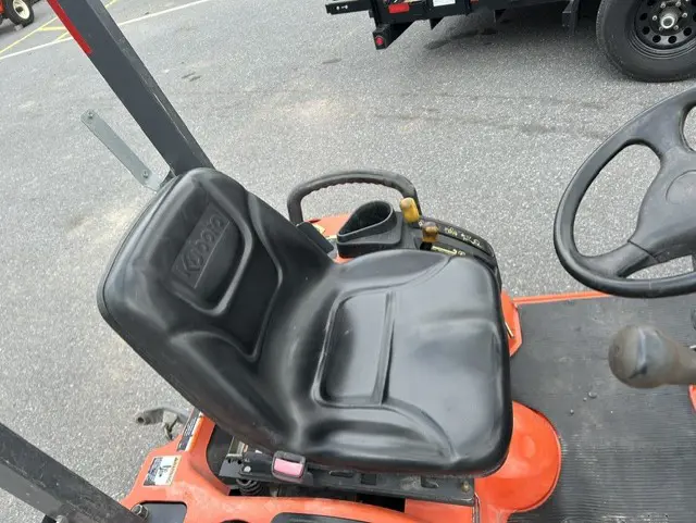 Kubota BX2350D