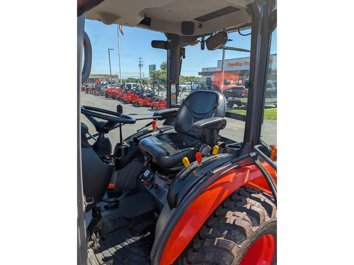Kubota LX2610HSDC