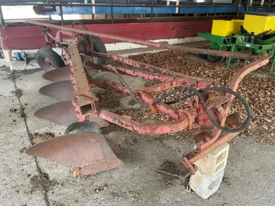 Part Number: International 540