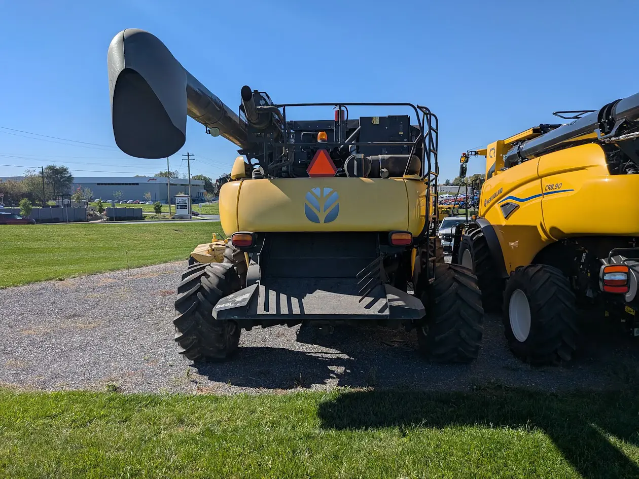 New Holland CR8080