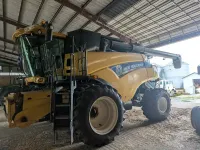 New Holland CR8080