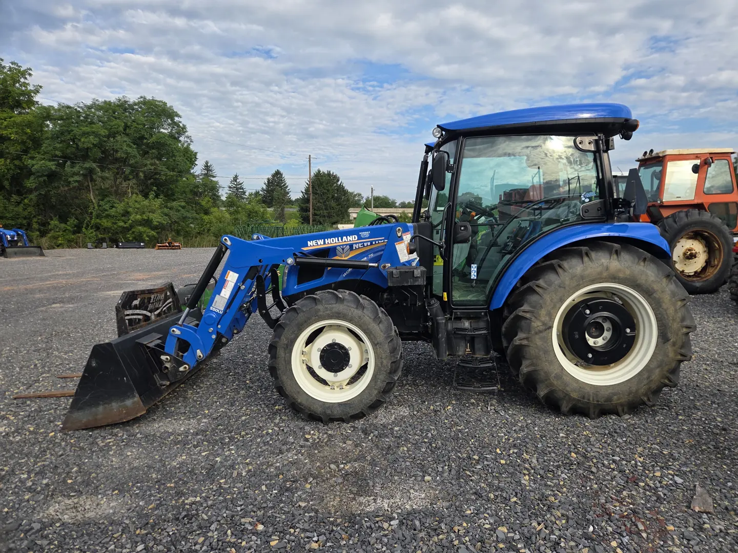 New Holland WORKMASTER 75 T4A