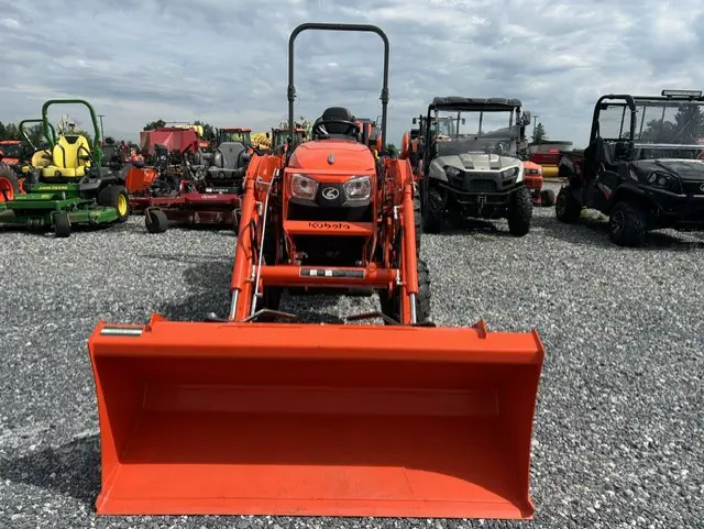 Kubota LX2610HSD