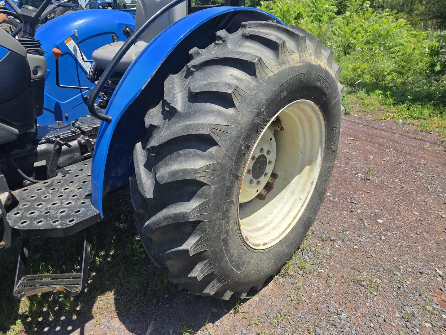 New Holland TT75A