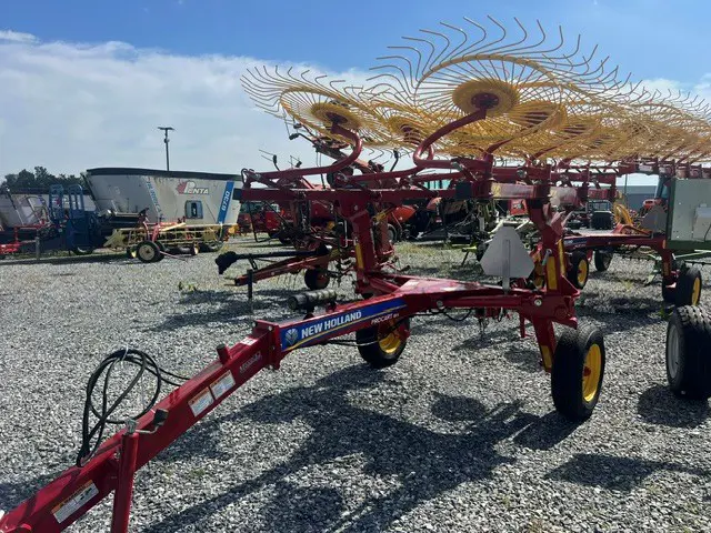 New Holland PROCART 819