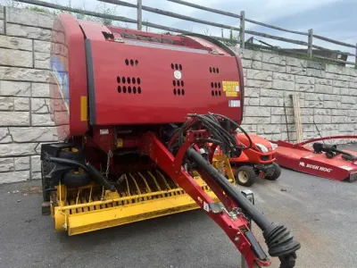 Part Number: New Holland ROLL-BELT 450RC