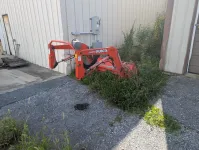 Kubota LA402