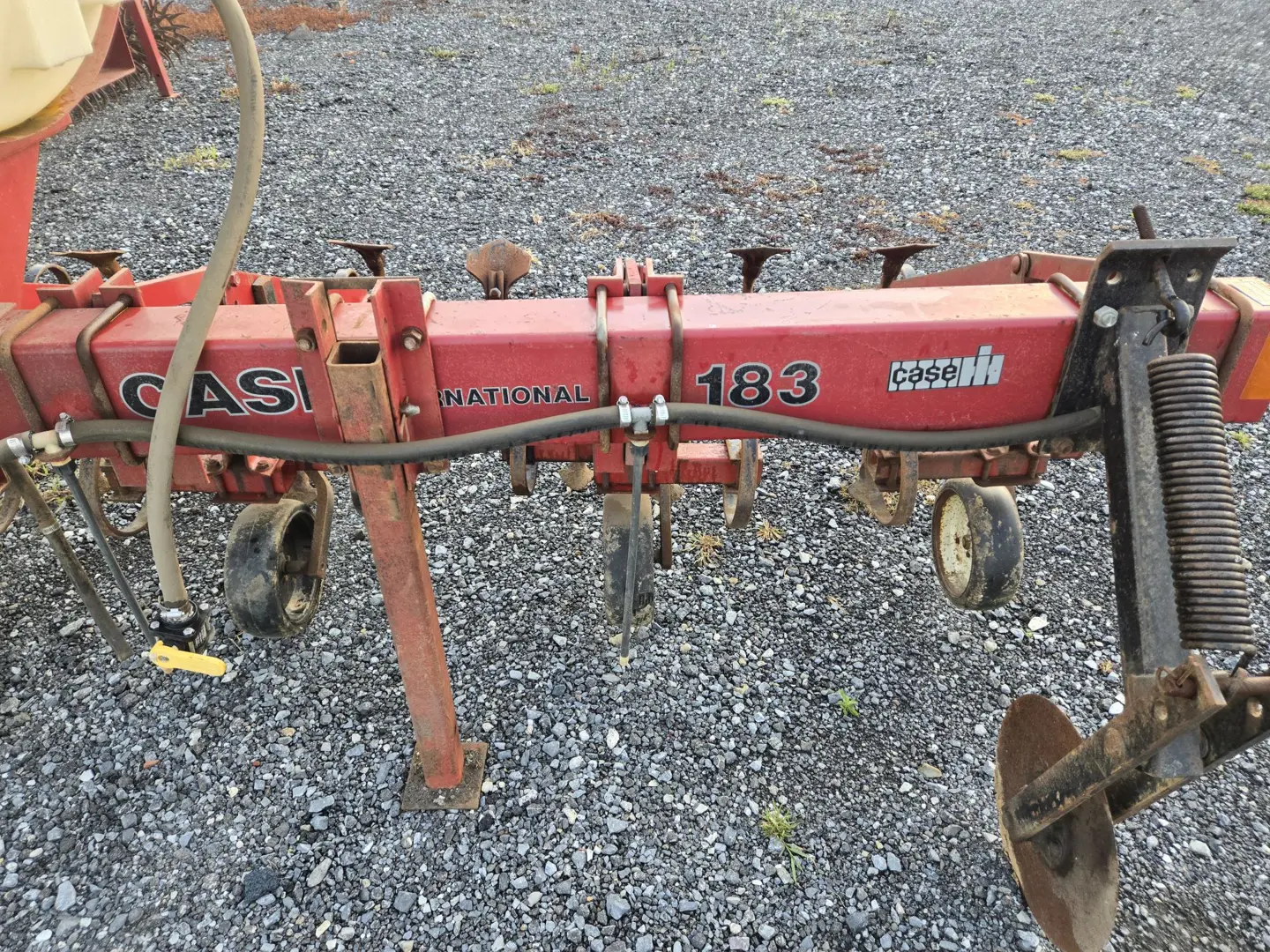 Ih 183