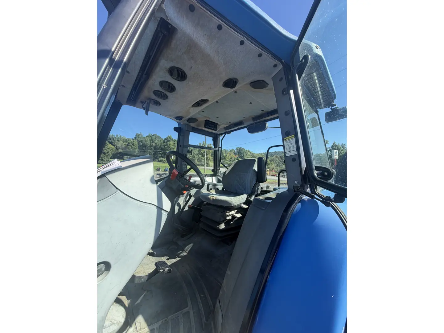 New Holland TL100A