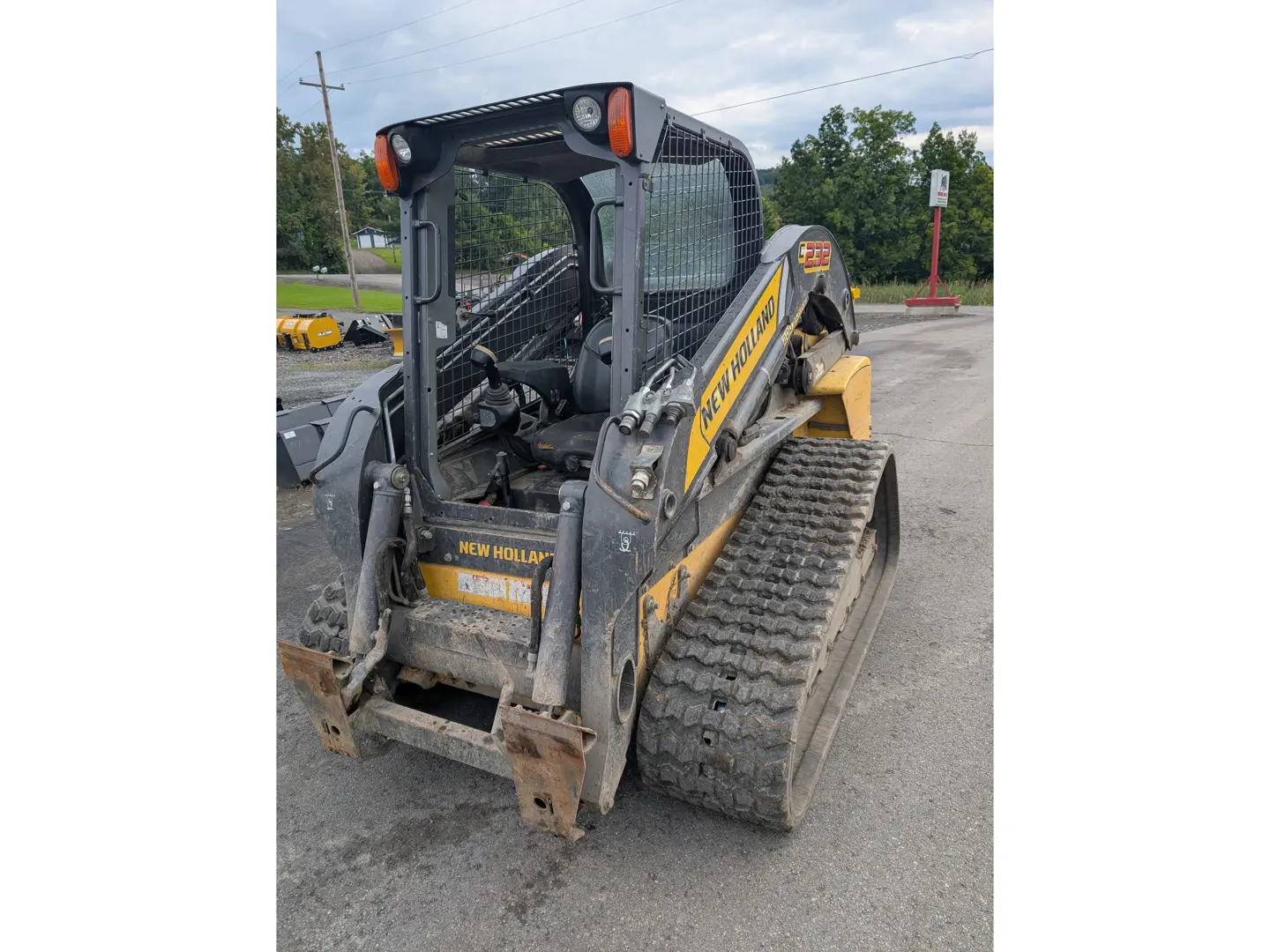 New Holland C232
