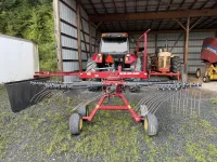 New Holland 3114