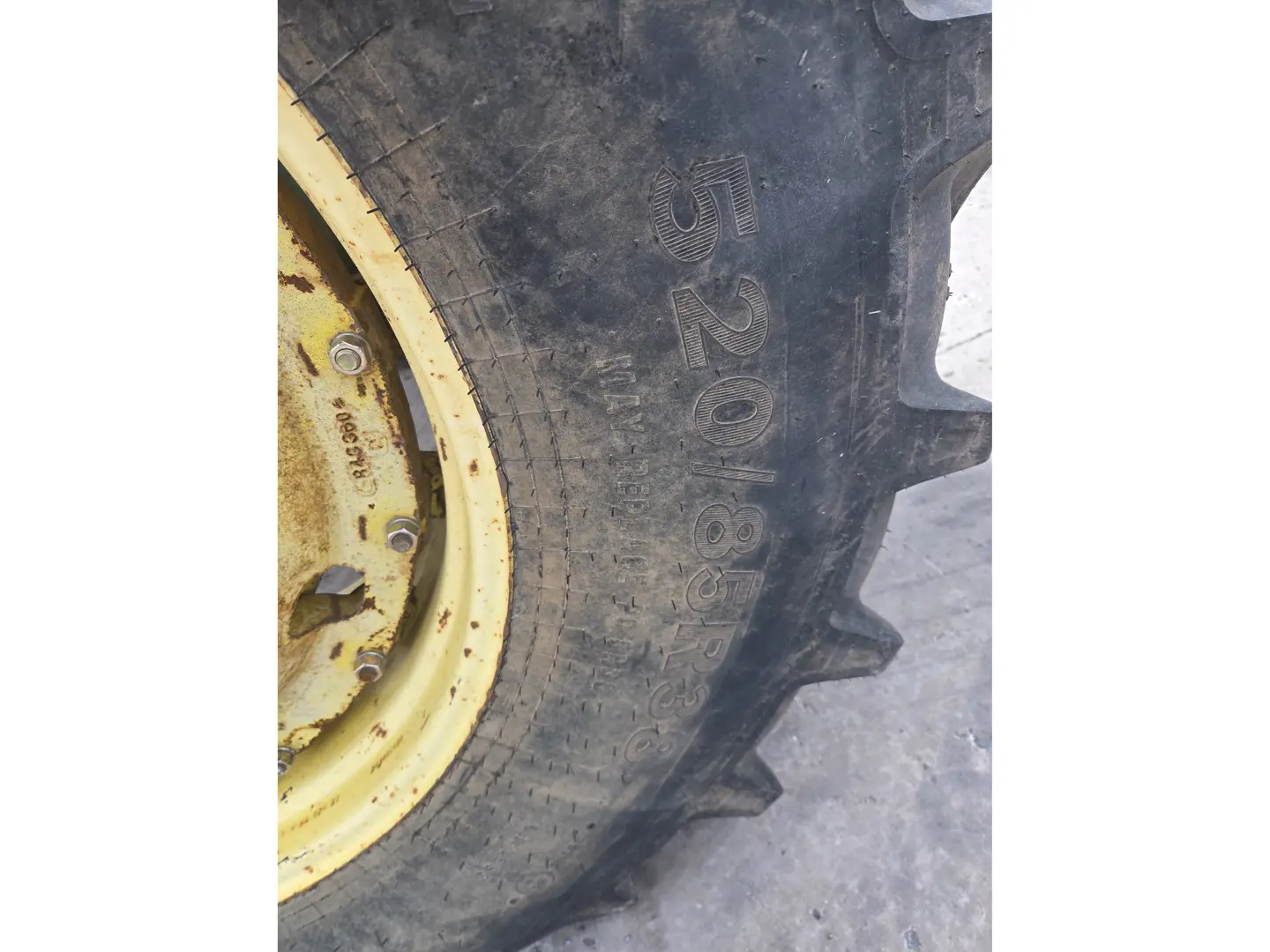 John Deere 4630