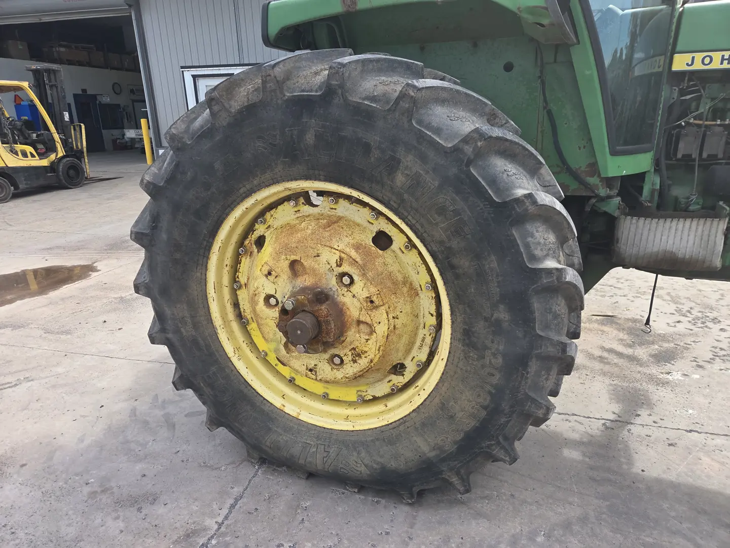John Deere 4630