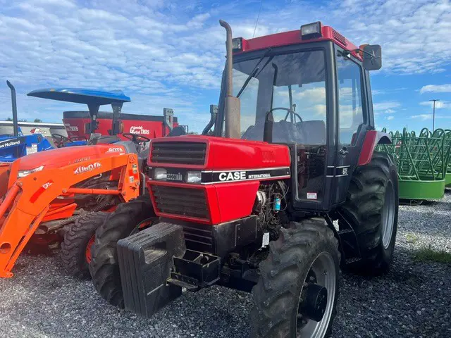 Case-IH 685