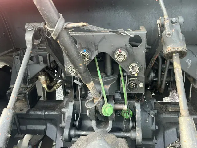 Case-IH 685