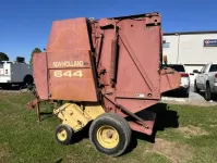 New Holland 644
