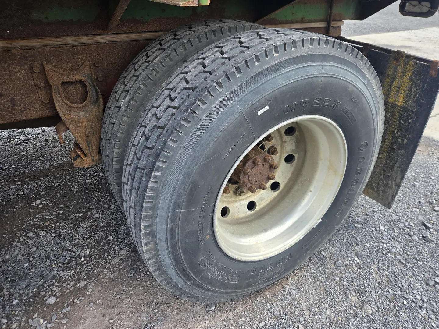 International 4900