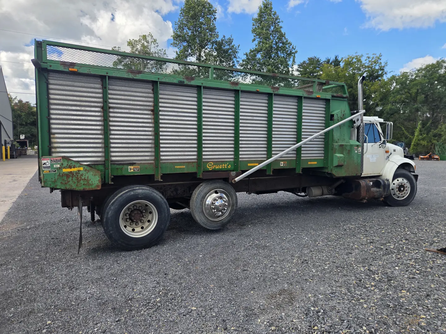 International 4900
