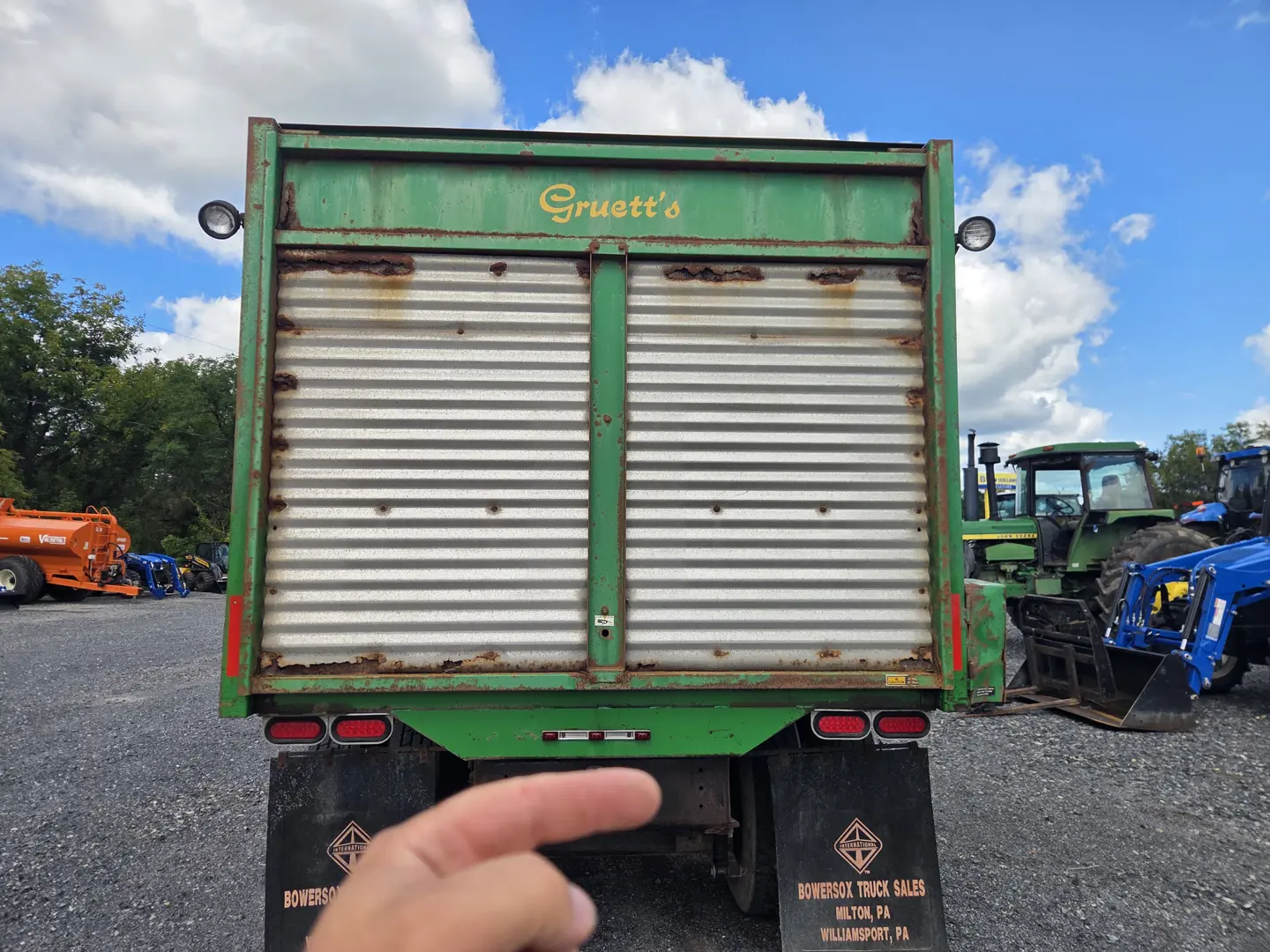 International 4900